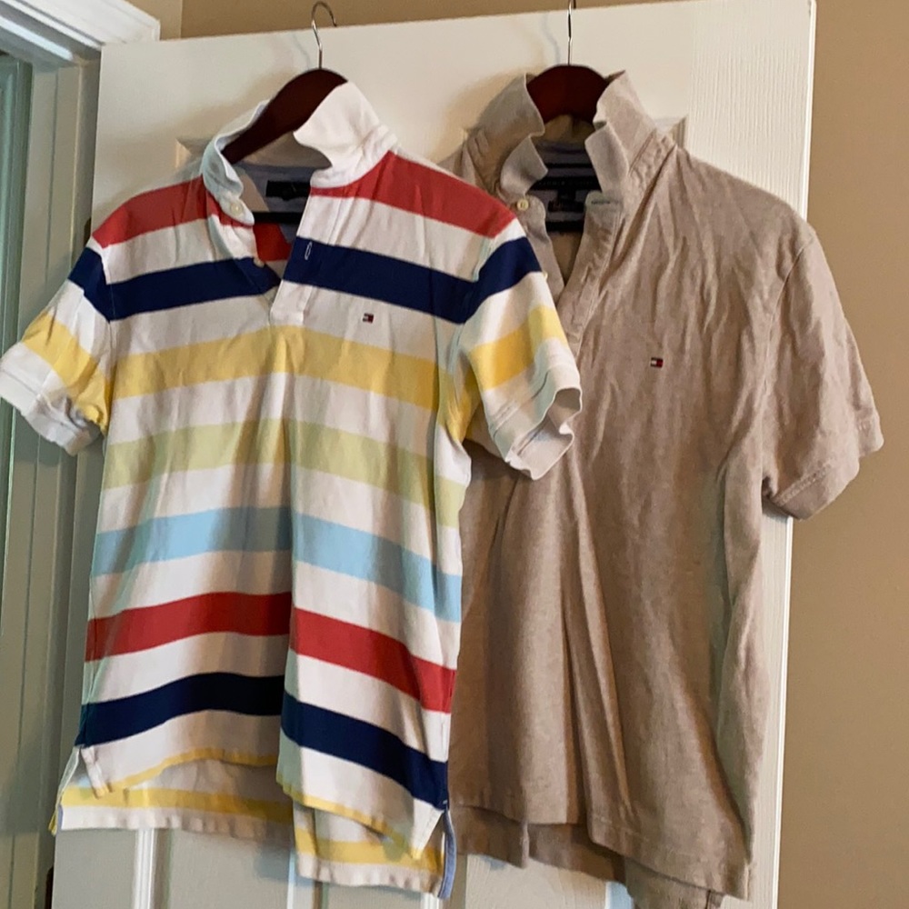 set of polos